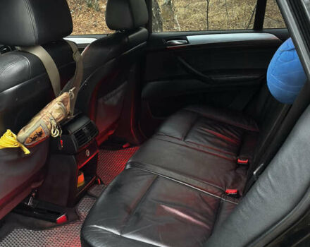 Черный БМВ Х5, объемом двигателя 2.99 л и пробегом 381 тыс. км за 10500 $, фото 9 на Automoto.ua