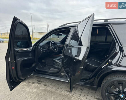 Черный БМВ Х5, объемом двигателя 3 л и пробегом 270 тыс. км за 12250 $, фото 65 на Automoto.ua