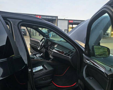 Черный БМВ Х5, объемом двигателя 4.8 л и пробегом 200 тыс. км за 14500 $, фото 7 на Automoto.ua