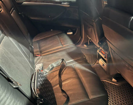 Чорний БМВ Х5, об'ємом двигуна 4.8 л та пробігом 287 тис. км за 11800 $, фото 13 на Automoto.ua