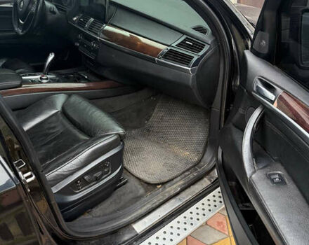 Черный БМВ Х5, объемом двигателя 4.8 л и пробегом 200 тыс. км за 8200 $, фото 5 на Automoto.ua