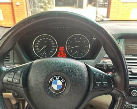 Чорний БМВ Х5, об'ємом двигуна 4.8 л та пробігом 242 тис. км за 10000 $, фото 9 на Automoto.ua