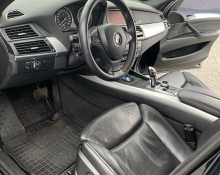 Черный БМВ Х5, объемом двигателя 4.8 л и пробегом 229 тыс. км за 17000 $, фото 18 на Automoto.ua