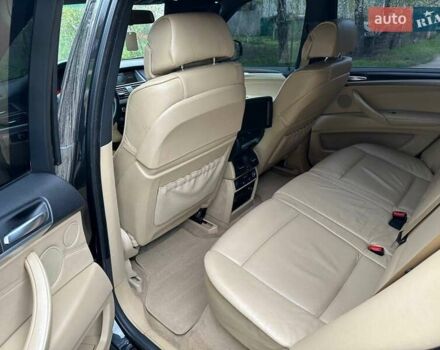 Чорний БМВ Х5, об'ємом двигуна 4.8 л та пробігом 242 тис. км за 10000 $, фото 12 на Automoto.ua