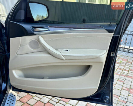 Черный БМВ Х5, объемом двигателя 4.8 л и пробегом 287 тыс. км за 8700 $, фото 38 на Automoto.ua