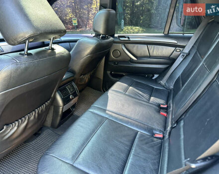 Чорний БМВ Х5, об'ємом двигуна 2.99 л та пробігом 285 тис. км за 11800 $, фото 16 на Automoto.ua