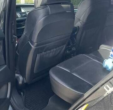 Черный БМВ Х5, объемом двигателя 4.8 л и пробегом 300 тыс. км за 9000 $, фото 3 на Automoto.ua