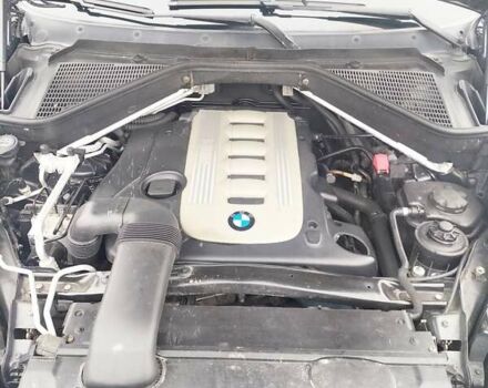 Черный БМВ Х5, объемом двигателя 3 л и пробегом 301 тыс. км за 16000 $, фото 2 на Automoto.ua