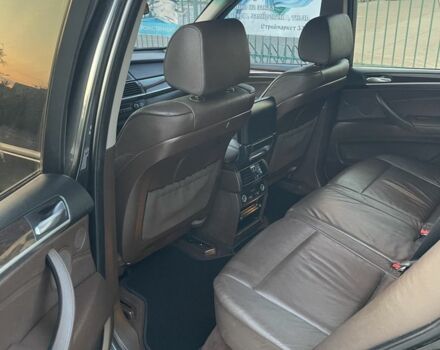 Черный БМВ Х5, объемом двигателя 3 л и пробегом 300 тыс. км за 13500 $, фото 8 на Automoto.ua