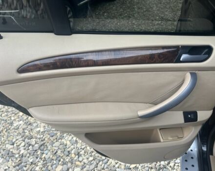 Чорний БМВ Х5, об'ємом двигуна 3 л та пробігом 320 тис. км за 11199 $, фото 16 на Automoto.ua