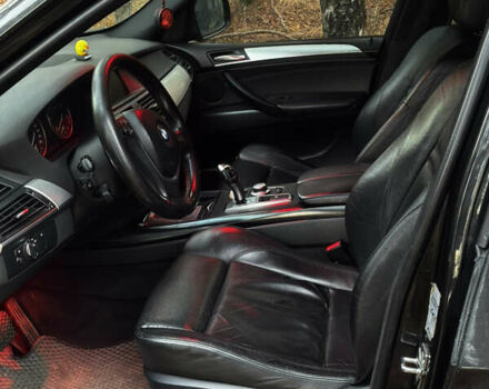 Черный БМВ Х5, объемом двигателя 2.99 л и пробегом 381 тыс. км за 10500 $, фото 8 на Automoto.ua