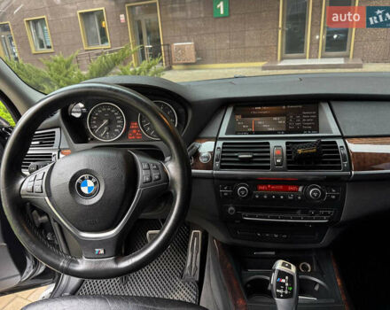 Черный БМВ Х5, объемом двигателя 4.8 л и пробегом 234 тыс. км за 11900 $, фото 15 на Automoto.ua