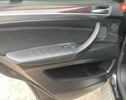 Черный БМВ Х5, объемом двигателя 3 л и пробегом 240 тыс. км за 12000 $, фото 34 на Automoto.ua