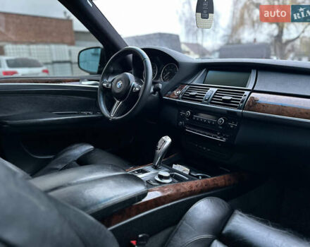 Черный БМВ Х5, объемом двигателя 3 л и пробегом 270 тыс. км за 12250 $, фото 85 на Automoto.ua