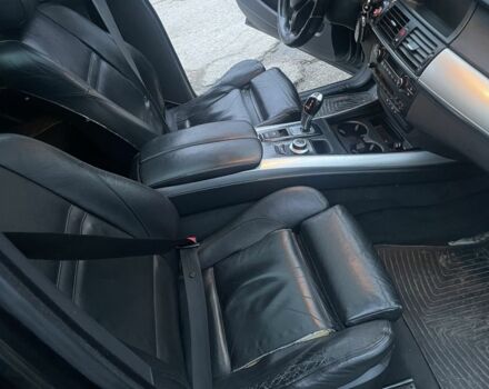 Чорний БМВ Х5, об'ємом двигуна 3 л та пробігом 390 тис. км за 8200 $, фото 4 на Automoto.ua