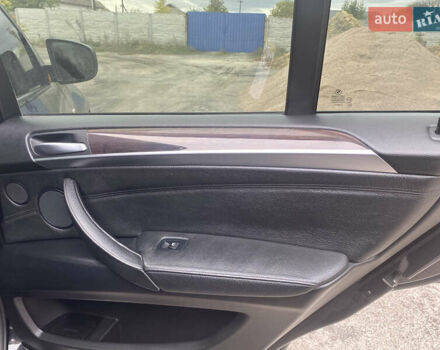 Черный БМВ Х5, объемом двигателя 3 л и пробегом 240 тыс. км за 12000 $, фото 20 на Automoto.ua