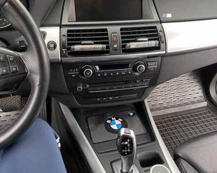 Черный БМВ Х5, объемом двигателя 4.8 л и пробегом 229 тыс. км за 17000 $, фото 22 на Automoto.ua