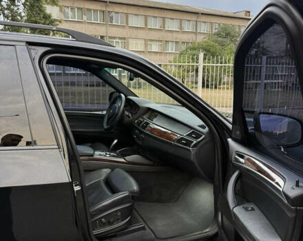 Черный БМВ Х5, объемом двигателя 4.8 л и пробегом 282 тыс. км за 13900 $, фото 25 на Automoto.ua