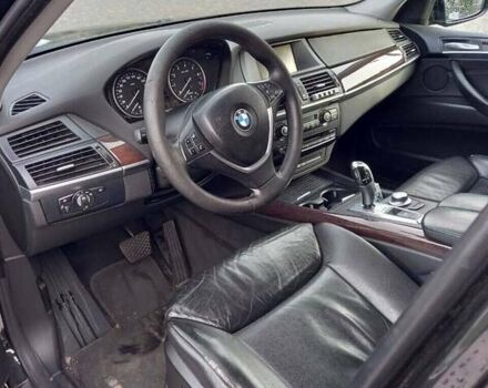 Чорний БМВ Х5, об'ємом двигуна 3 л та пробігом 270 тис. км за 10850 $, фото 2 на Automoto.ua