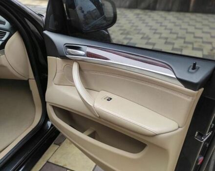 Черный БМВ Х5, объемом двигателя 3 л и пробегом 260 тыс. км за 13000 $, фото 7 на Automoto.ua