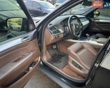 Черный БМВ Х5, объемом двигателя 3 л и пробегом 250 тыс. км за 13800 $, фото 7 на Automoto.ua