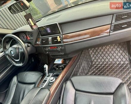 Чорний БМВ Х5, об'ємом двигуна 4.8 л та пробігом 307 тис. км за 12999 $, фото 50 на Automoto.ua