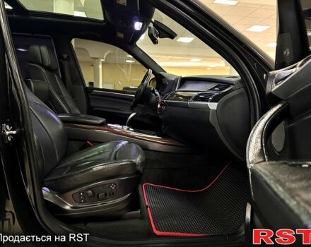 Черный БМВ Х5, объемом двигателя 4.8 л и пробегом 210 тыс. км за 11000 $, фото 6 на Automoto.ua