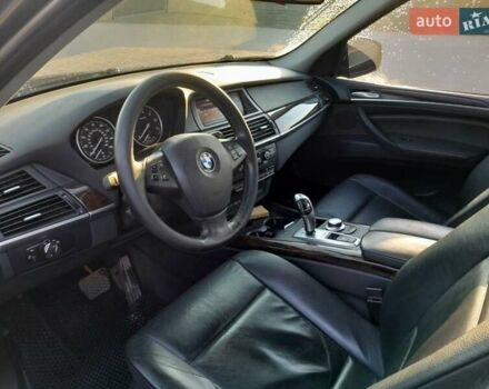 Чорний БМВ Х5, об'ємом двигуна 3 л та пробігом 290 тис. км за 12700 $, фото 20 на Automoto.ua