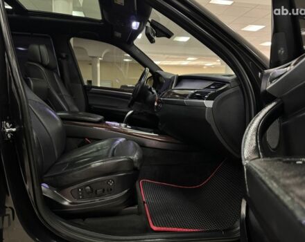 Чорний БМВ Х5, об'ємом двигуна 0 л та пробігом 210 тис. км за 11000 $, фото 9 на Automoto.ua