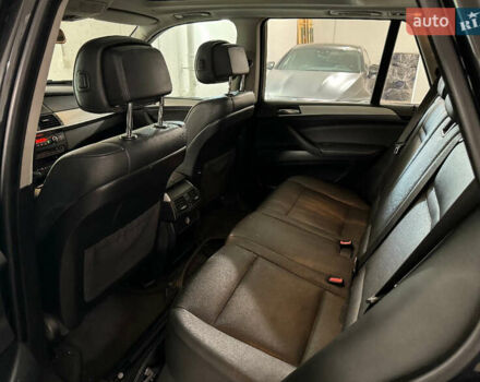Чорний БМВ Х5, об'ємом двигуна 3 л та пробігом 244 тис. км за 16850 $, фото 20 на Automoto.ua
