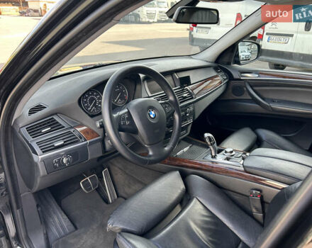 Черный БМВ Х5, объемом двигателя 3 л и пробегом 270 тыс. км за 14000 $, фото 7 на Automoto.ua
