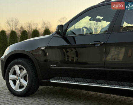 Чорний БМВ Х5, об'ємом двигуна 3 л та пробігом 110 тис. км за 12900 $, фото 39 на Automoto.ua