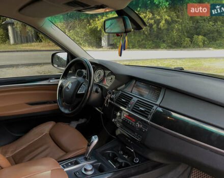 Чорний БМВ Х5, об'ємом двигуна 2.99 л та пробігом 391 тис. км за 15000 $, фото 7 на Automoto.ua
