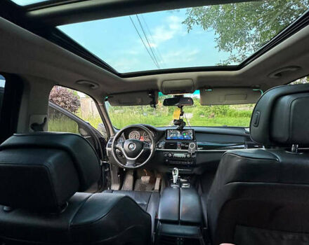 Черный БМВ Х5, объемом двигателя 3 л и пробегом 300 тыс. км за 11700 $, фото 18 на Automoto.ua