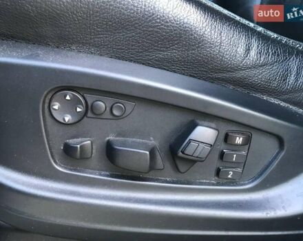 Чорний БМВ Х5, об'ємом двигуна 3 л та пробігом 256 тис. км за 20440 $, фото 14 на Automoto.ua