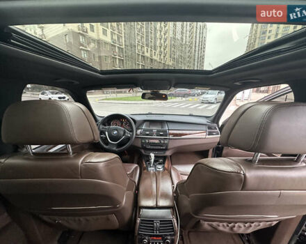 Чорний БМВ Х5, об'ємом двигуна 3 л та пробігом 315 тис. км за 10999 $, фото 15 на Automoto.ua