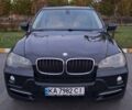 Черный БМВ Х5, объемом двигателя 3 л и пробегом 280 тыс. км за 13000 $, фото 1 на Automoto.ua