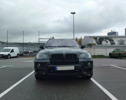 Черный БМВ Х5, объемом двигателя 3 л и пробегом 250 тыс. км за 16000 $, фото 4 на Automoto.ua