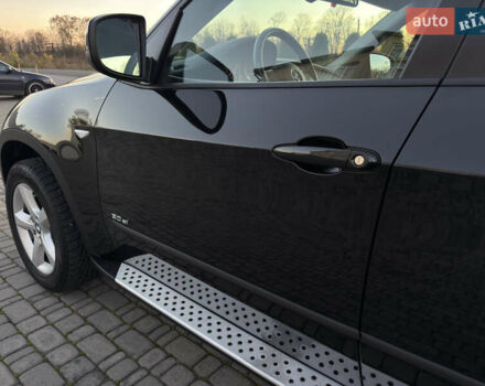 Чорний БМВ Х5, об'ємом двигуна 3 л та пробігом 110 тис. км за 12900 $, фото 41 на Automoto.ua