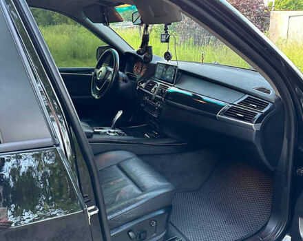 Черный БМВ Х5, объемом двигателя 3 л и пробегом 300 тыс. км за 11700 $, фото 14 на Automoto.ua