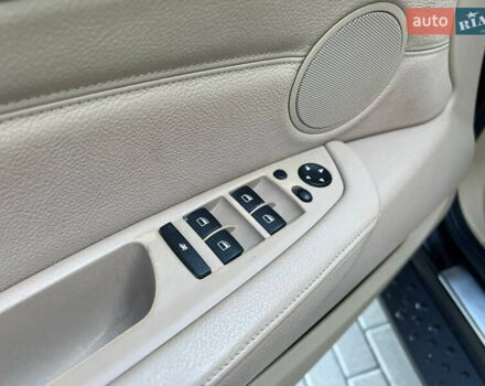 Черный БМВ Х5, объемом двигателя 4.8 л и пробегом 233 тыс. км за 10500 $, фото 4 на Automoto.ua