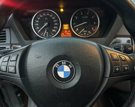 Чорний БМВ Х5, об'ємом двигуна 4.8 л та пробігом 293 тис. км за 12500 $, фото 4 на Automoto.ua