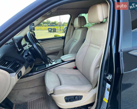 Черный БМВ Х5, объемом двигателя 4.8 л и пробегом 233 тыс. км за 10500 $, фото 3 на Automoto.ua