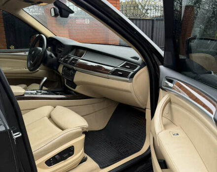 Чорний БМВ Х5, об'ємом двигуна 3 л та пробігом 320 тис. км за 15800 $, фото 8 на Automoto.ua