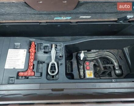 Черный БМВ Х5, объемом двигателя 3 л и пробегом 250 тыс. км за 16500 $, фото 15 на Automoto.ua