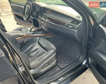 Черный БМВ Х5, объемом двигателя 4.8 л и пробегом 230 тыс. км за 13900 $, фото 20 на Automoto.ua