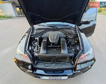 Черный БМВ Х5, объемом двигателя 4.8 л и пробегом 240 тыс. км за 15500 $, фото 2 на Automoto.ua