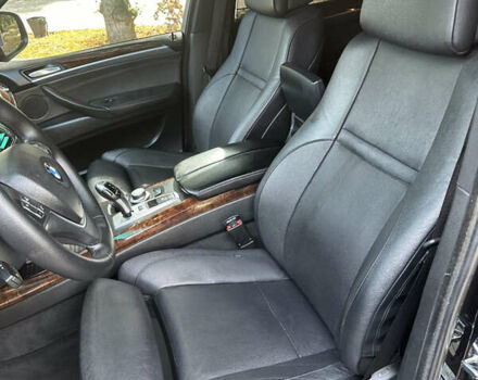 БМВ Х5 2008 в Черновцах на Automoto.ua Черный БМВ Х5, объемом двигателя 3 л и пробегом 276 тыс. км за 12200 $, фото 25 на Automoto.ua