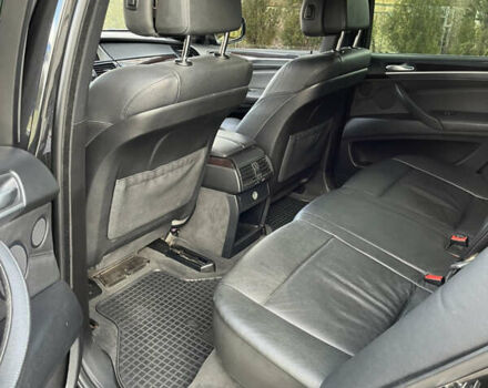 Черный БМВ Х5, объемом двигателя 3 л и пробегом 433 тыс. км за 18000 $, фото 16 на Automoto.ua