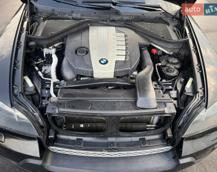 Черный БМВ Х5, объемом двигателя 3 л и пробегом 250 тыс. км за 13800 $, фото 12 на Automoto.ua